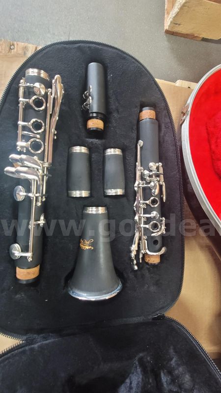 **** ASSORTED MUSICAL INSTRUMENTS **** (I)