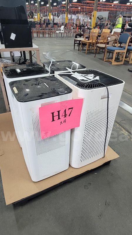 **** ASSORTED AIR PURIFIER LOT OF 4 **** (I)