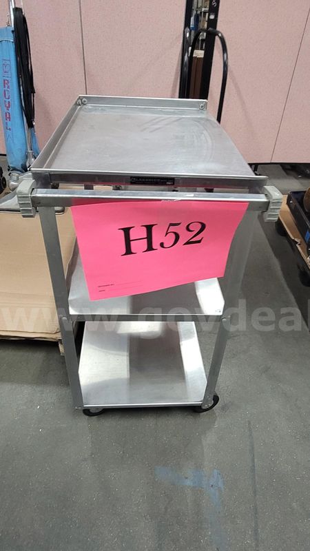 **** LAKESIDE STAINLESS STEEL UTLITY CART **** (I)