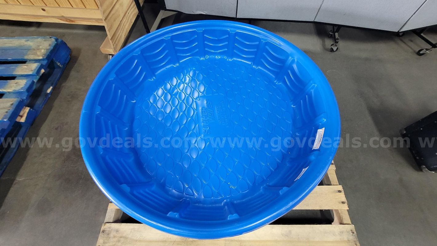 **** PLASTIC KIDDIE POOL 2 UNITS 43X7 **** (I)