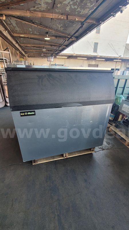 **** ICE O MATIC ICE MAKER **** (ED)