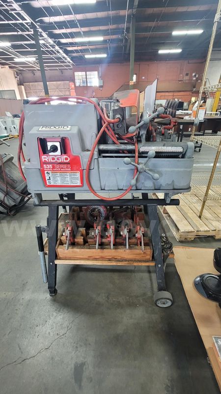 **** RIDGID 535 MANUAL CHUCK MACHINE **** (I)