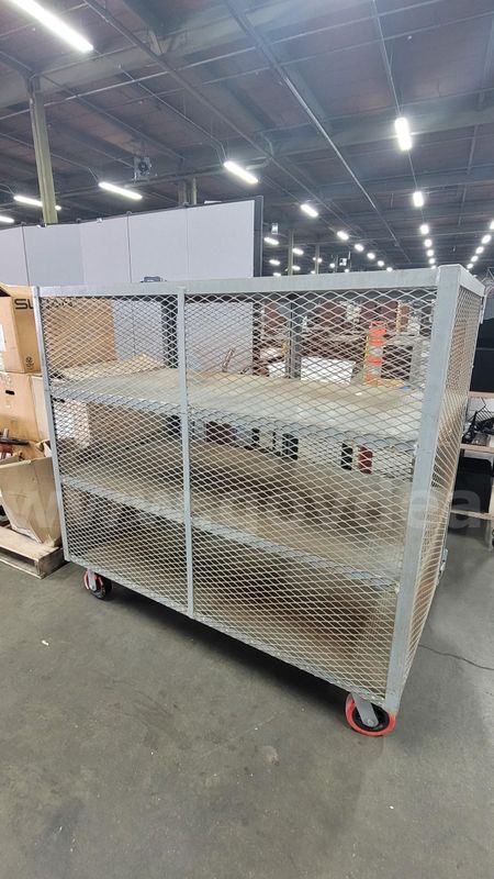 **** INDUSTRIAL 3 TIER METAL CAGE CART **** (I)