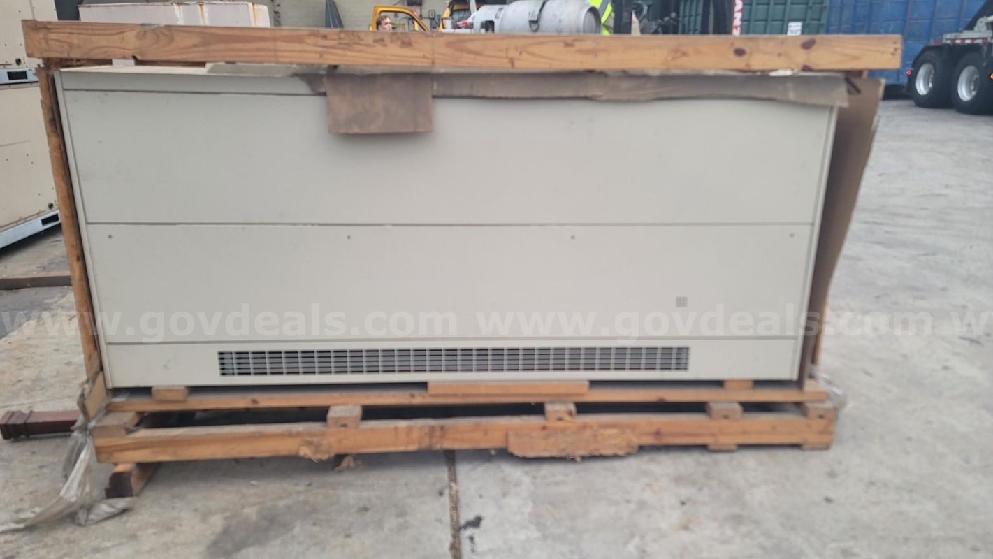 **** HVAC TRANE COMMERCIAL COOLING SYSTEM **** (Y)