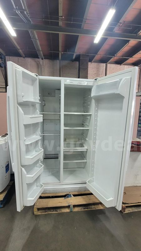 ****KENMORE DOUBLE DOOR HOME REFRIGERATOR **** (I)