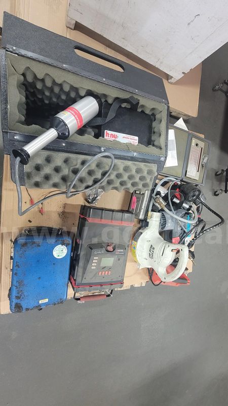 **** ASSORTED GAS DETECTION INSTRUMENTS BY LOT **** (I)