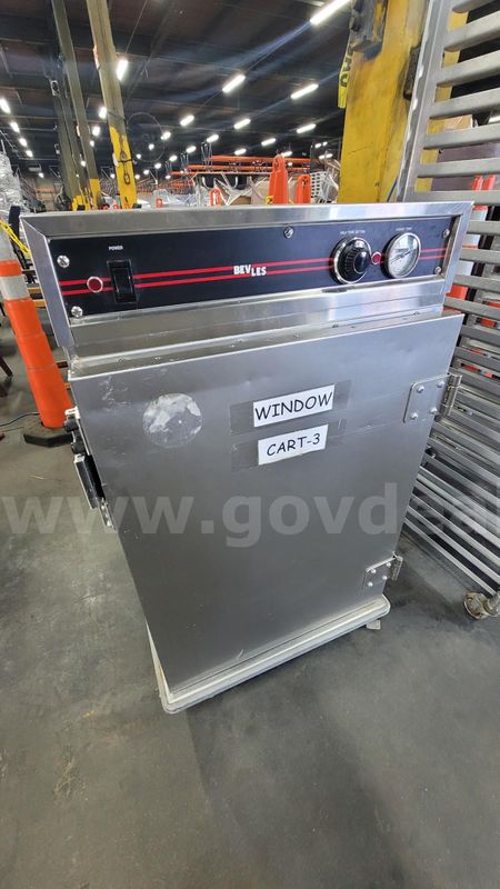 **** BEVLES FOOD WARMING AND HOLDING CABINET **** (I)