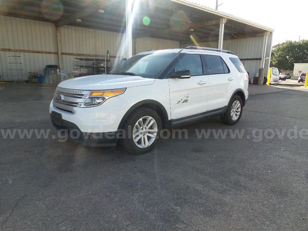 2015 Ford Explorer