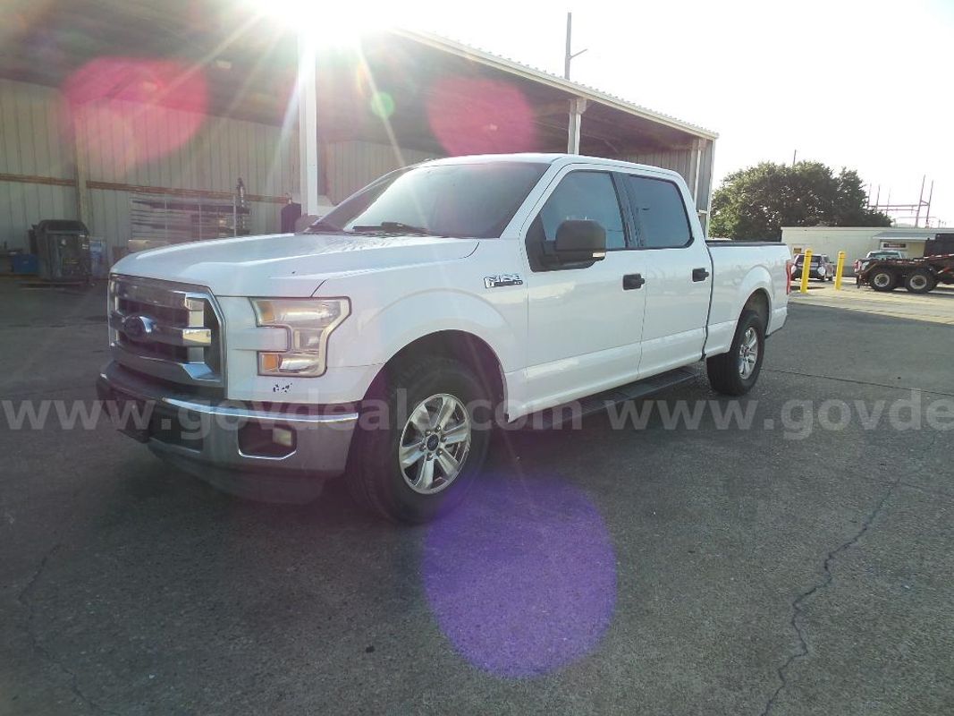 2015 Ford F-150 XLT SuperCrew 5.5-ft. Bed 2WD