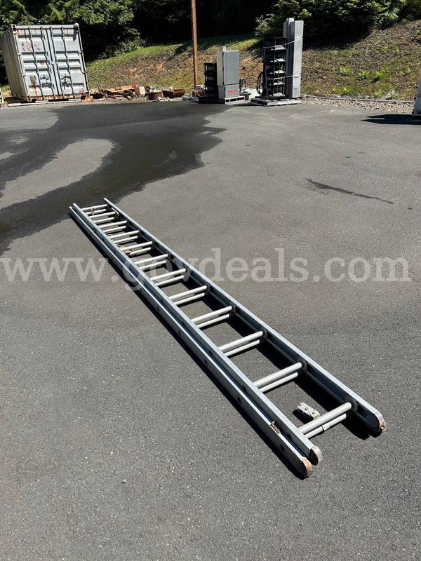 24' Extension Ladder
