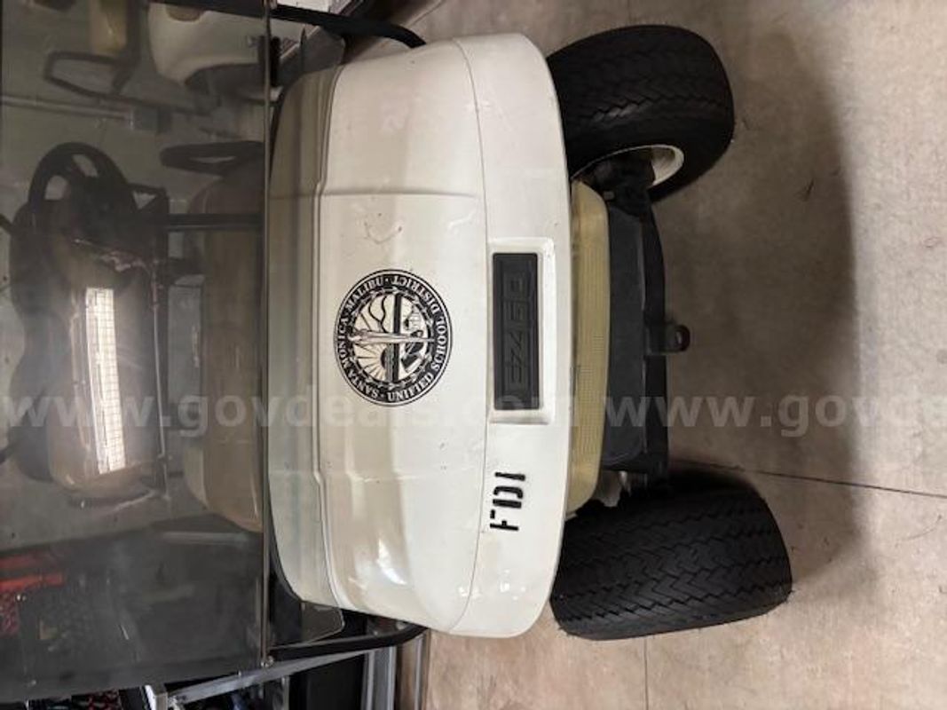 EZGO TXT 40 Carts (2)