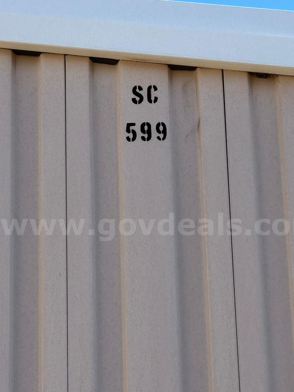 ONE LOT - SINGLE PORTABLE CLASSROOM BUILDING