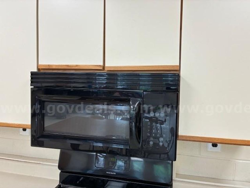 2 Frigidaire MWV150KBA Over-the-Range Microwaves
