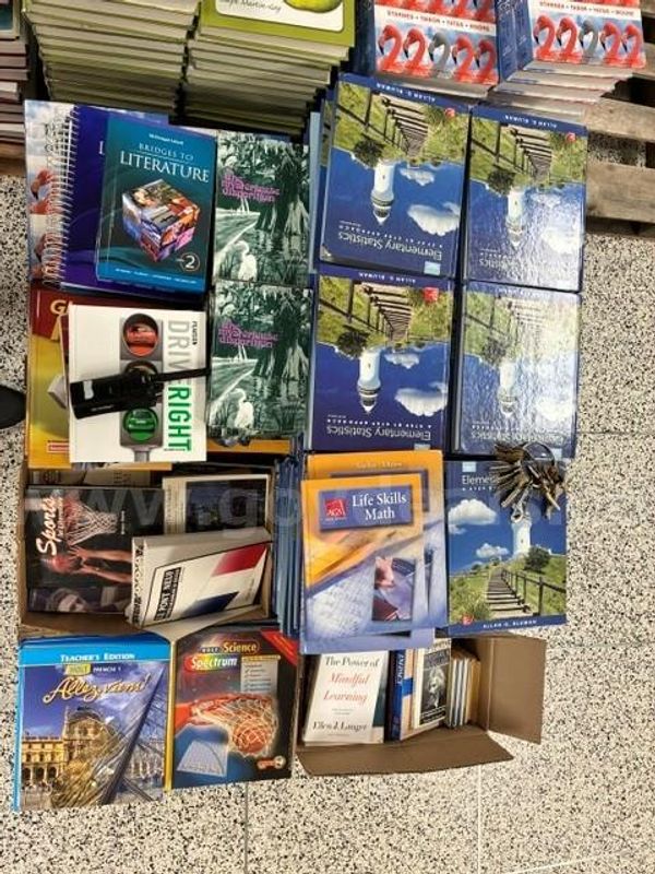 3 pallets of books