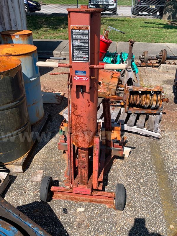 AIR OPERATED ONE-END LIFT