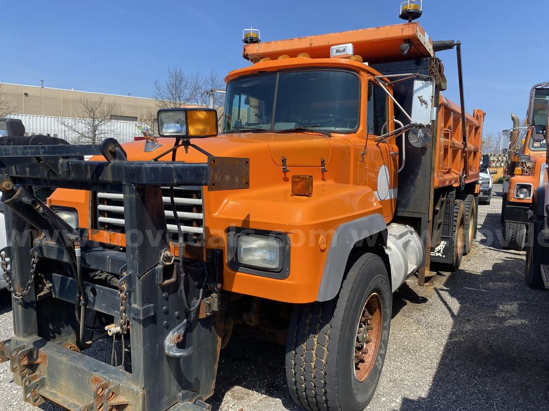2003 Mack RD688SX