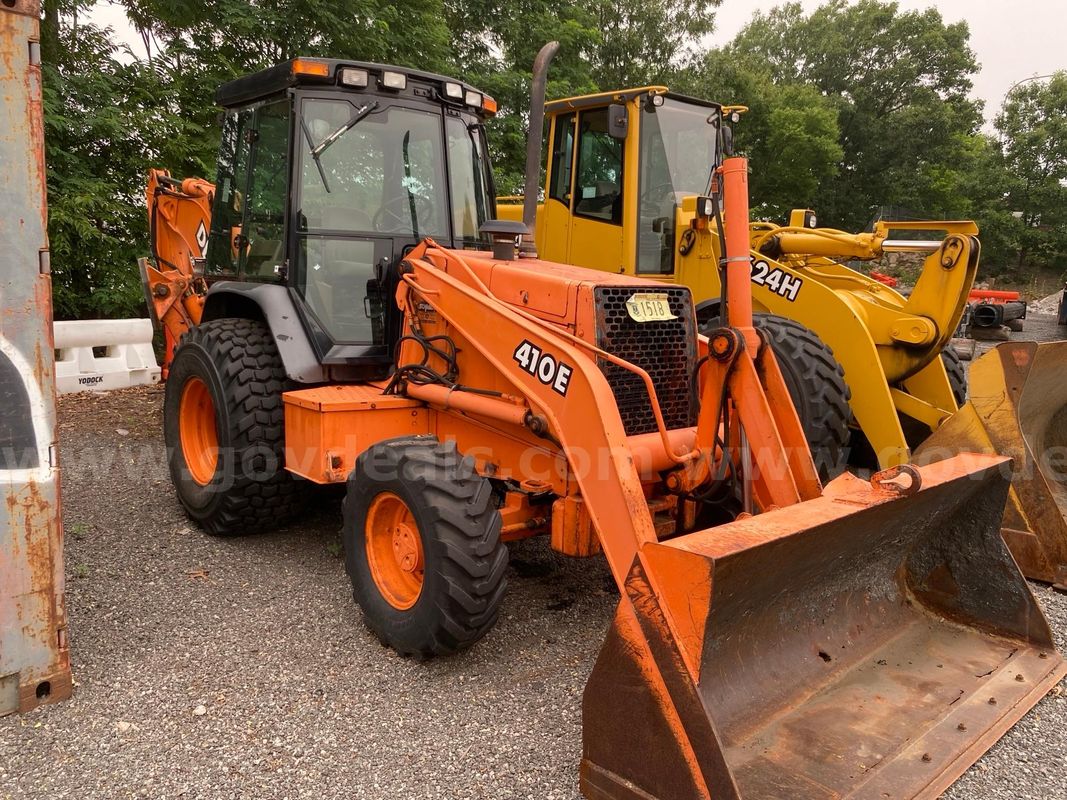 1998 John Deere backhoe loader 410E