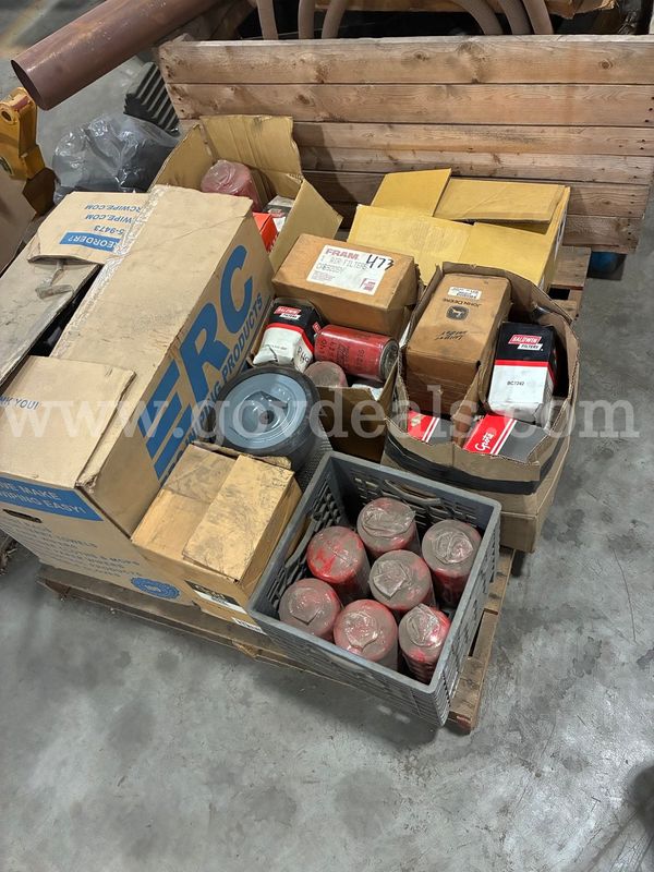 Pallet of misc. autmotive air, oil, and fuel filters