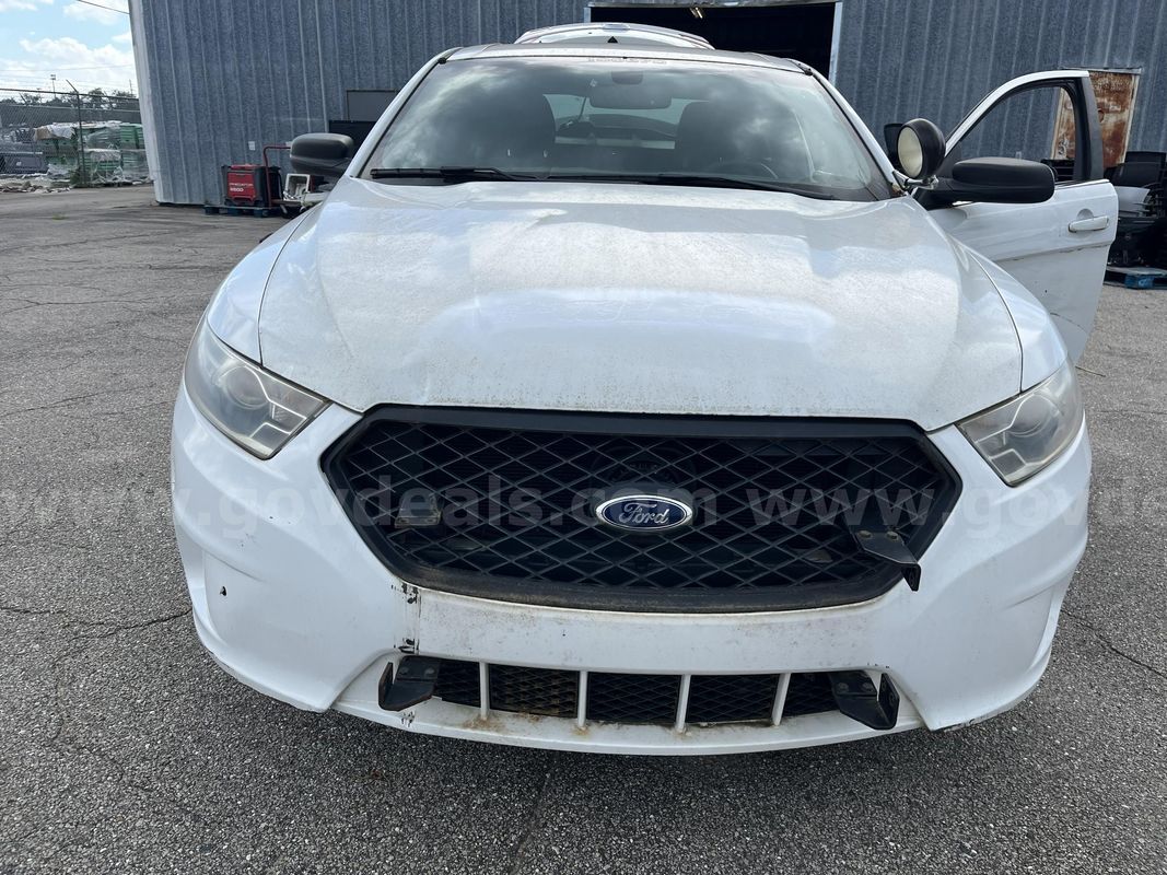 2014 Ford Taurus