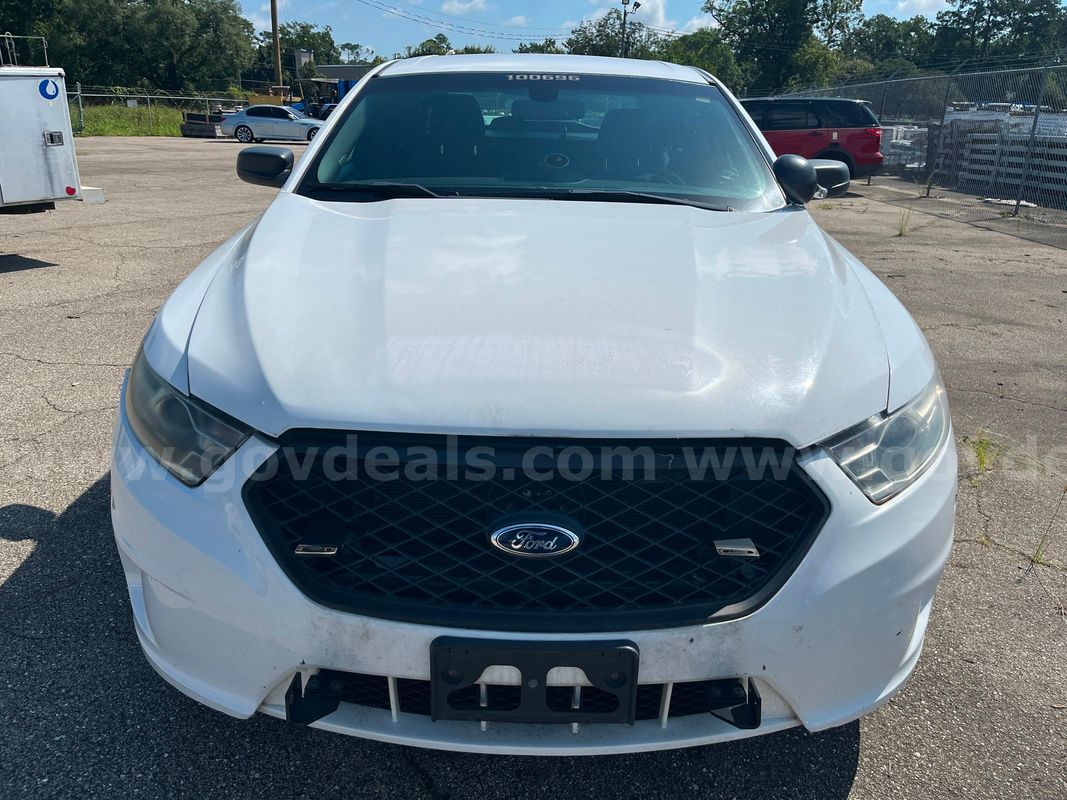 2015 Ford Taurus