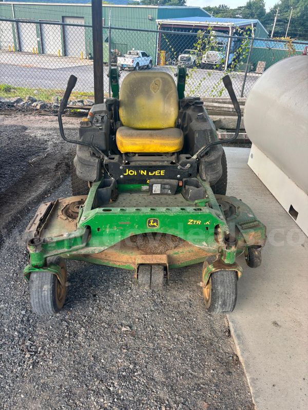 John Deere Zero turn