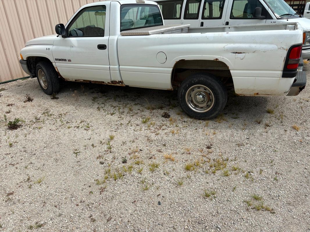 1999 Dodge Ram 1500 Reg. Cab Long Bed 2WD