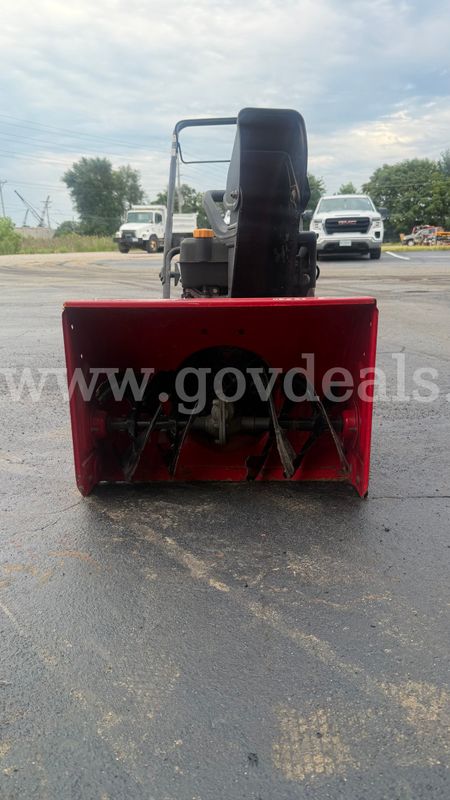 2005 MTD 31A-32AD700 Snowblower