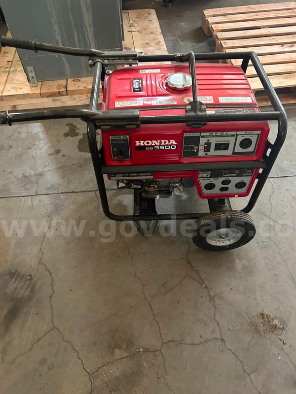 Honda Portable Generator EB3500 120/240V SN # EA6-3139874