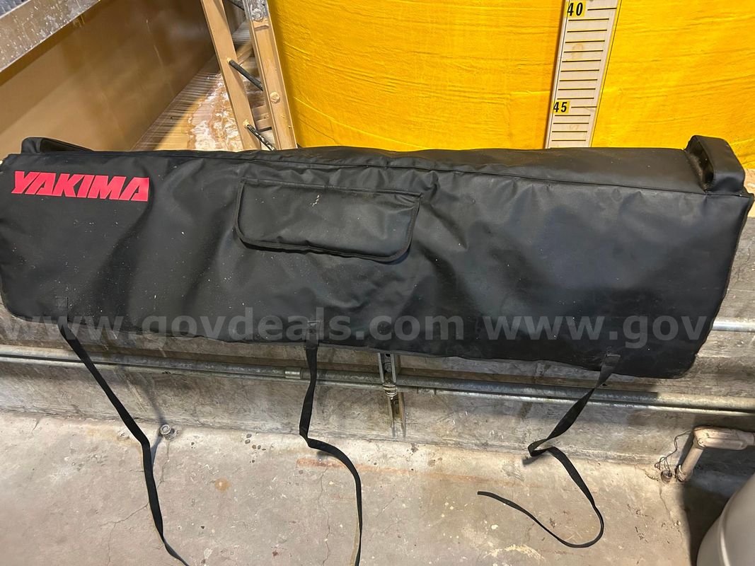 Yakima Crashpad Truck Bed Tailgate Pad Cover