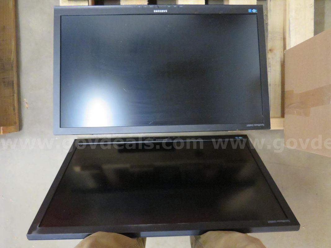 Dual Monitors