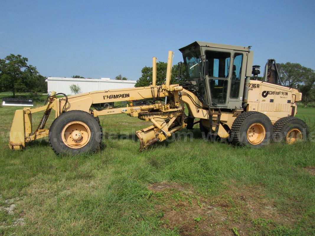 1998 Champion Motor Grader