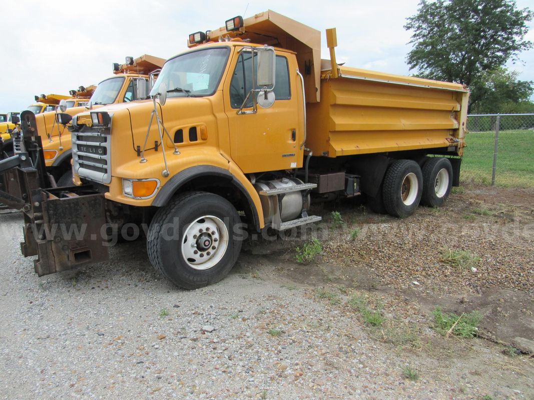 2005 Sterling LT7500