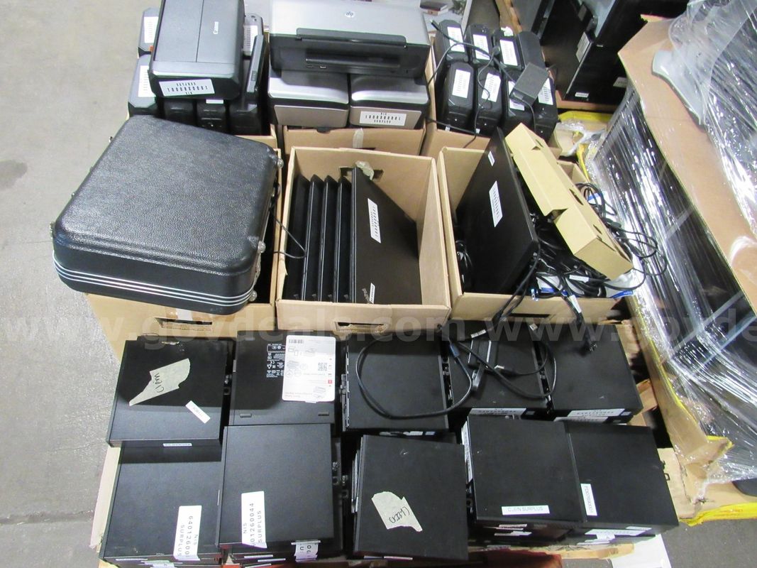 Pallet of Variety of Electronics