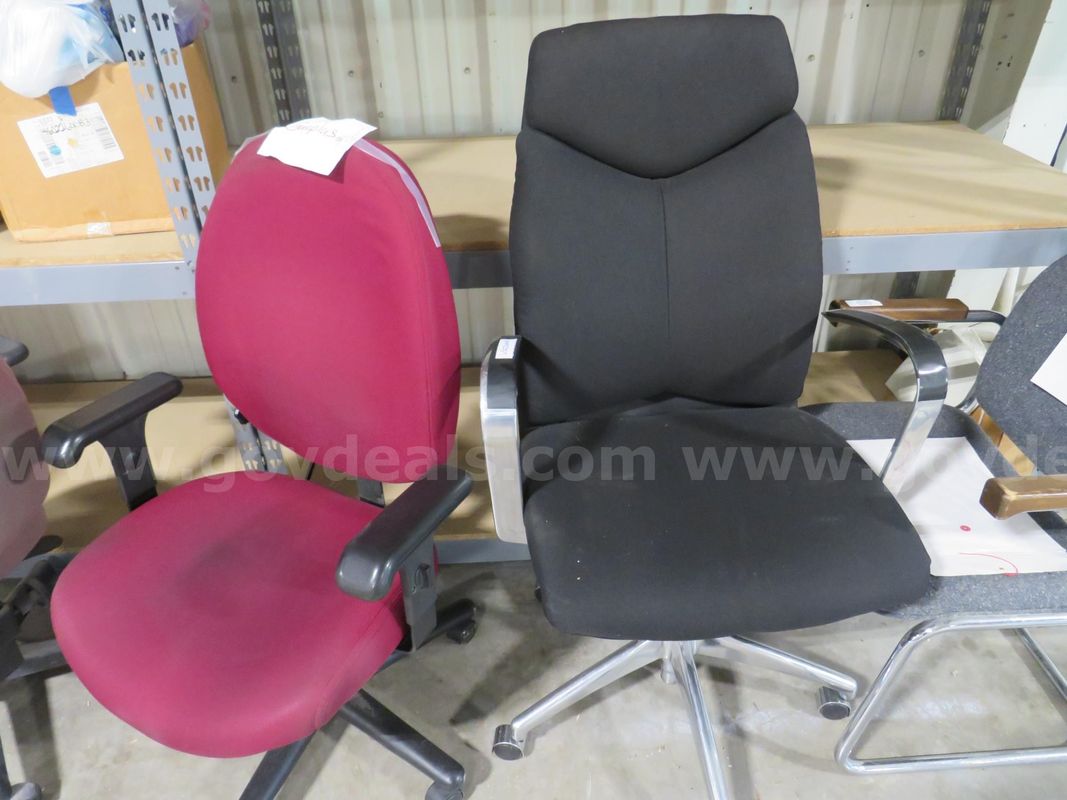 Red & Black Office Chairs