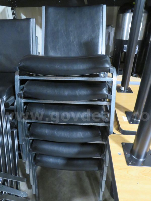 6 Stackable Chairs