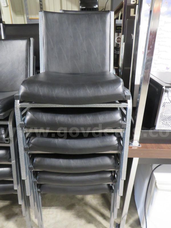 6 Stackable Chairs