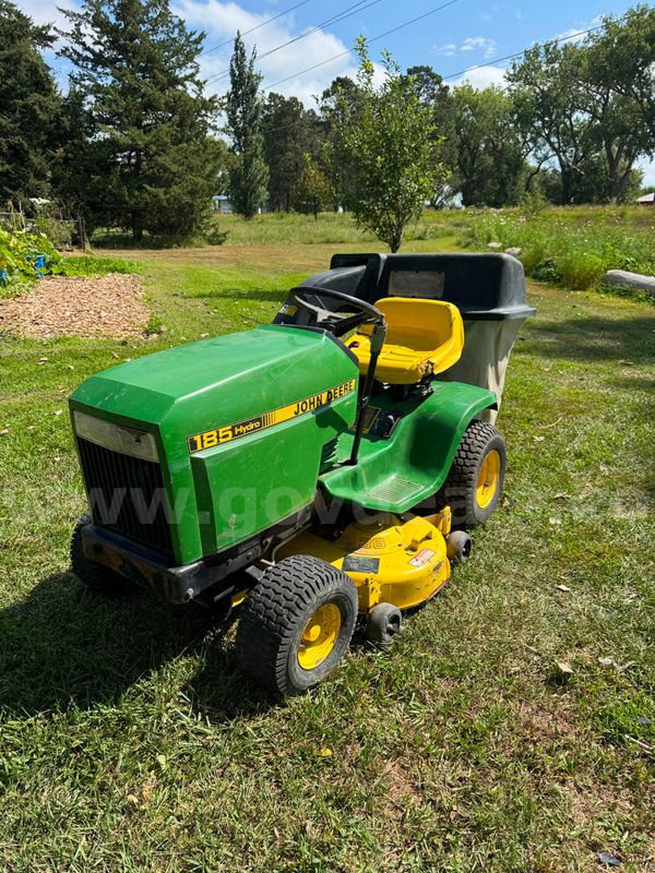 1990 John Deere Mower
