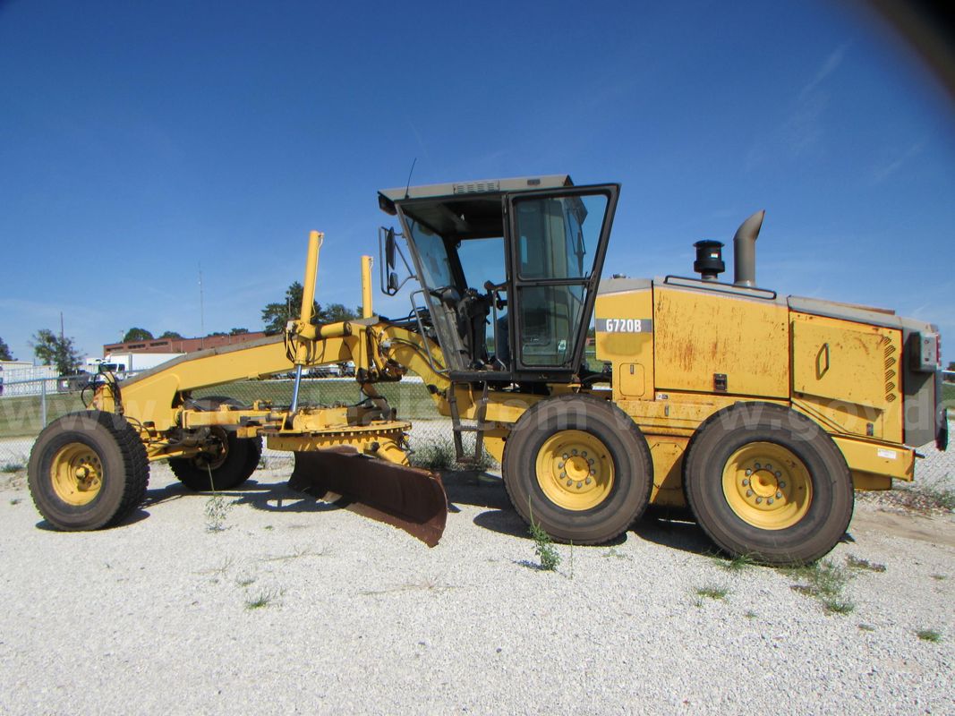 2003 G720B Motor Grader