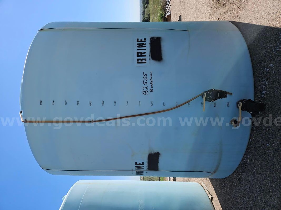 (3) 10,000 Gallon Poly Tanks