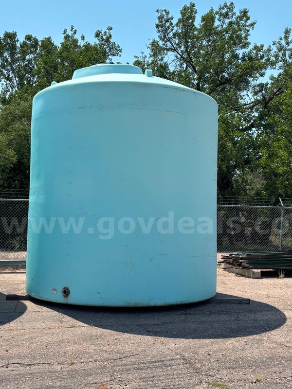 (2) 10,000 Gallon Poly Tanks