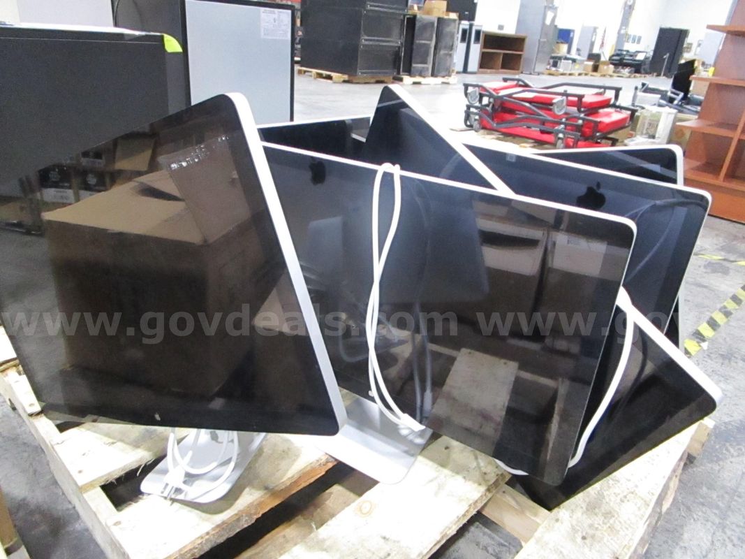 6 Apple Monitors (I)