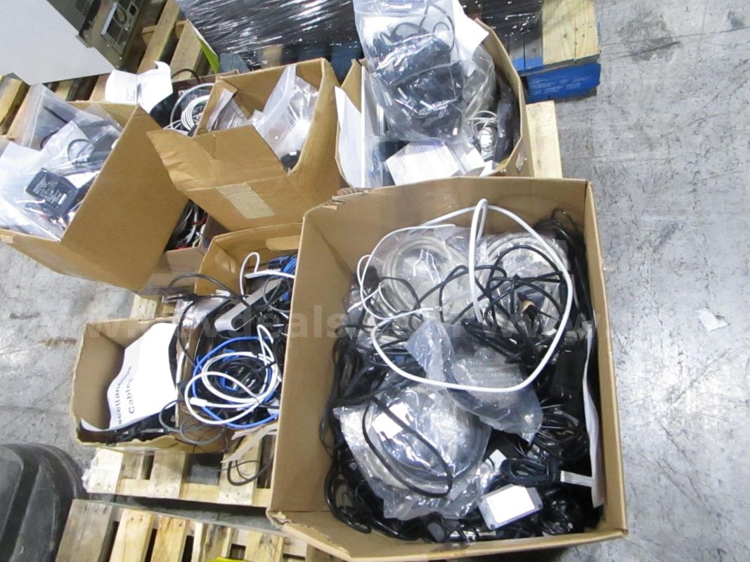 Computer Accessories & Cords (C)