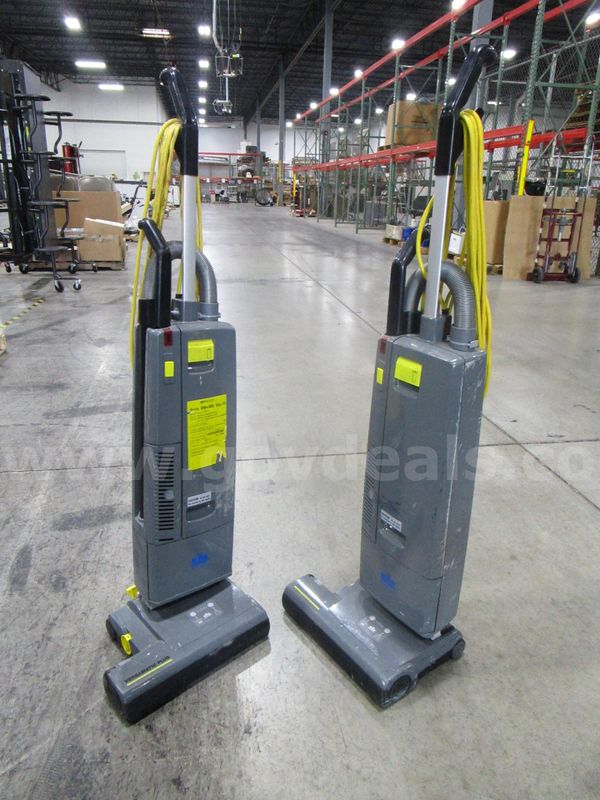 2 Windsor Vacuums (I)