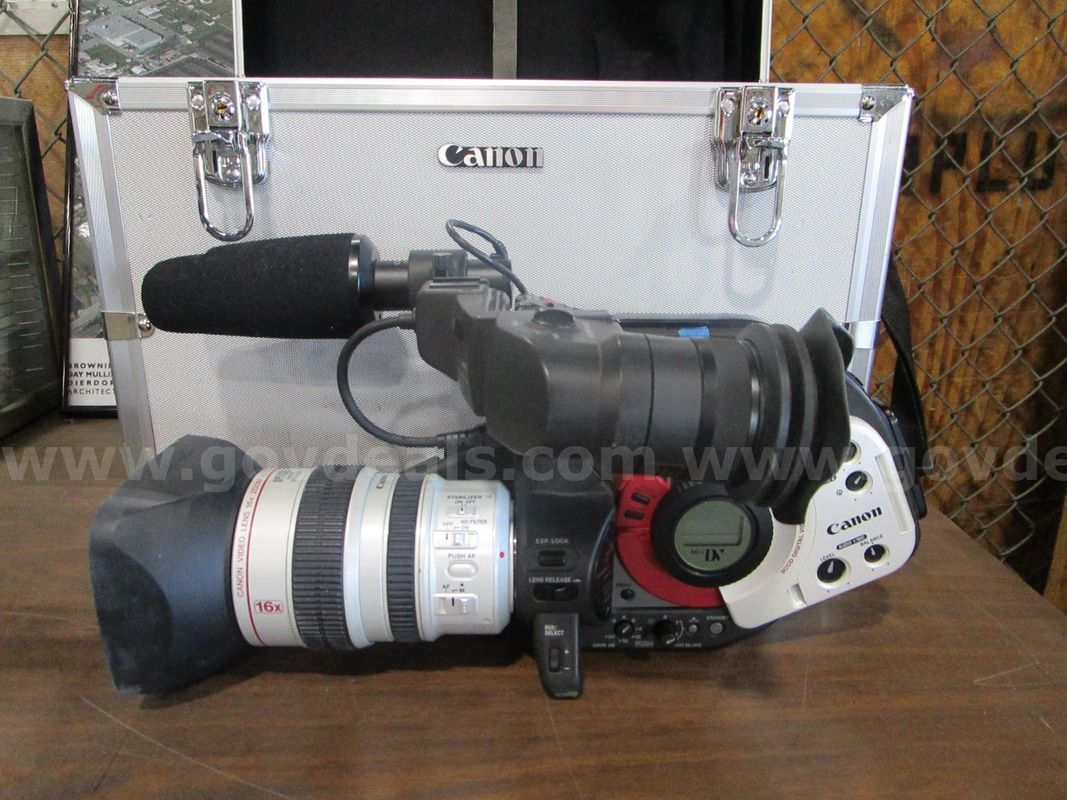 Canon Camcorder (J)