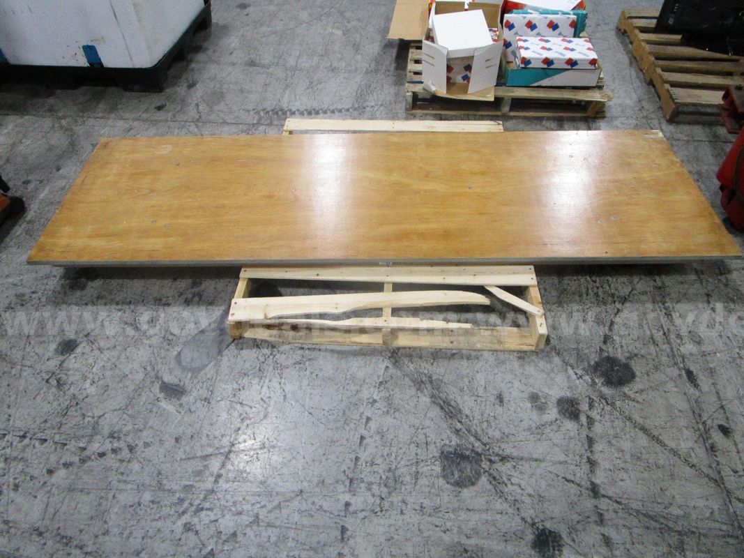 Folding Table (D)