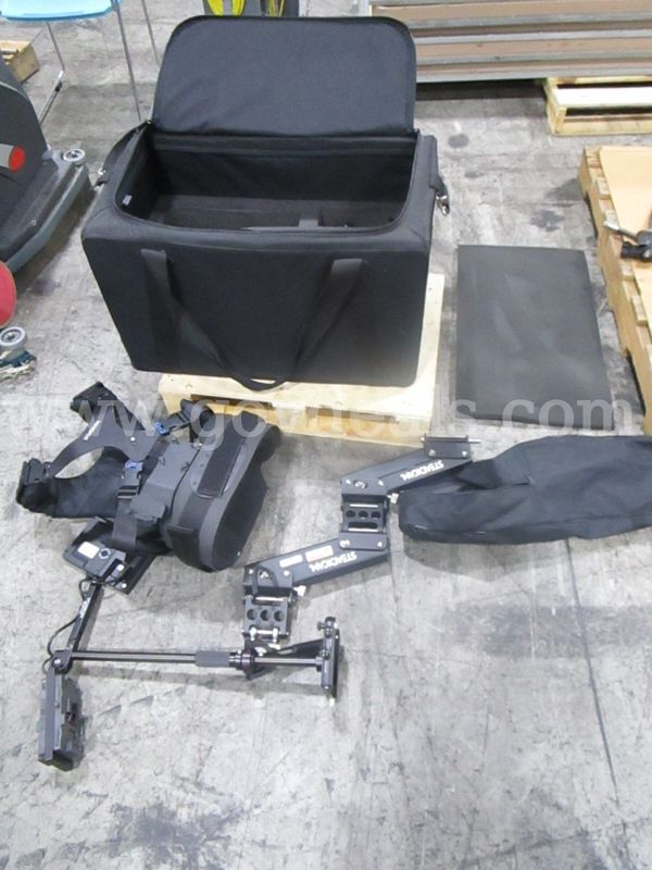 Steadicam Equipment (E)