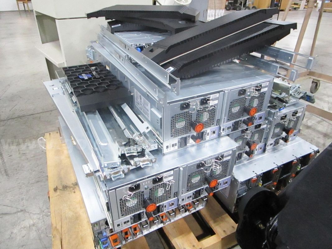 Server Equipment (D)