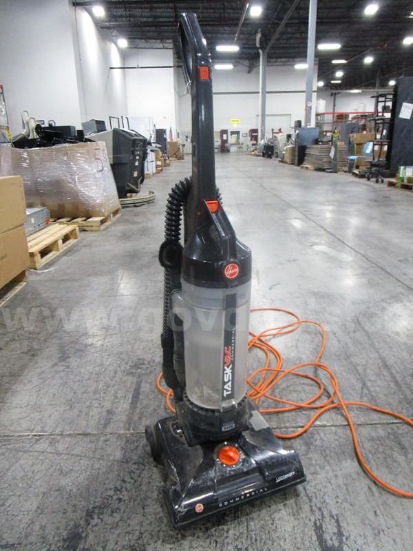 Hoover Vacuum (C)