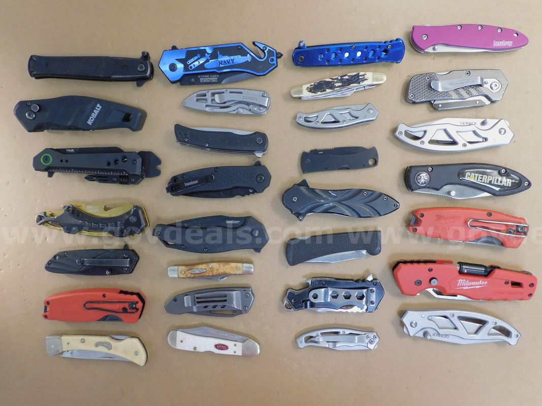 30 Knives (FS)