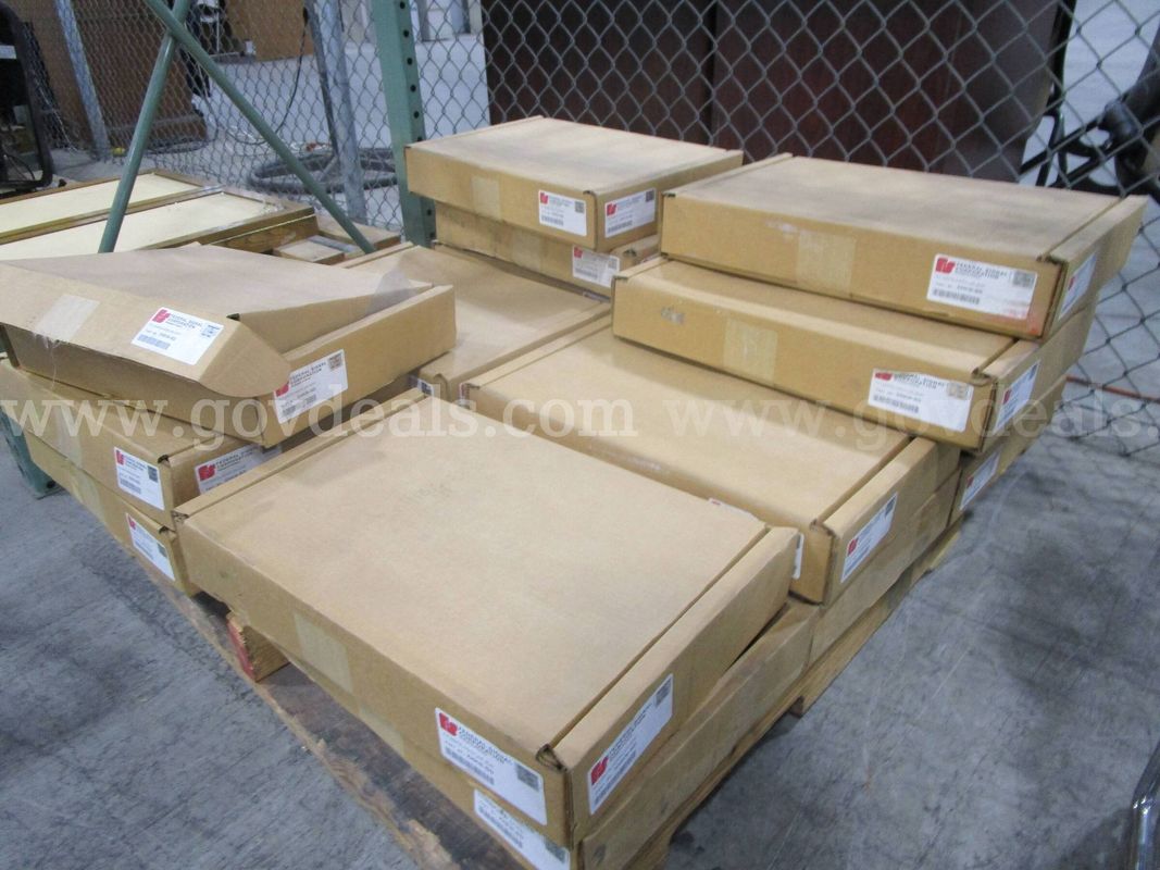 17 Vehicle Lightbar Mounting Kits (L)